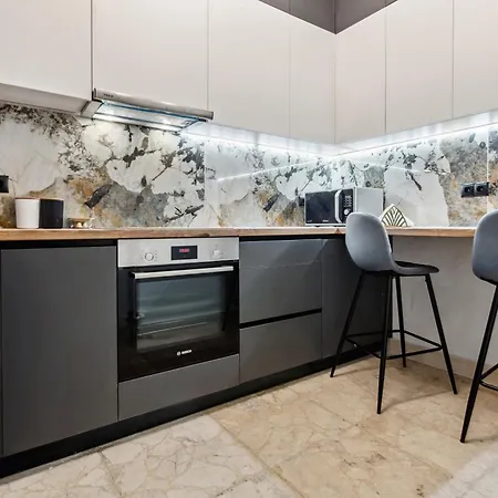 Two-bedroom In Pagrati * Athens